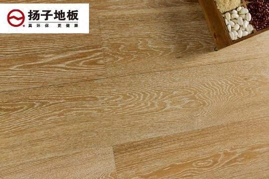 實(shí)木 復(fù)合 強(qiáng)化地板,到底哪個(gè)更環(huán)保更耐用 選對(duì)了30年不換