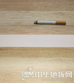 強(qiáng)化地板選購先測試 面層耐磨最緊要